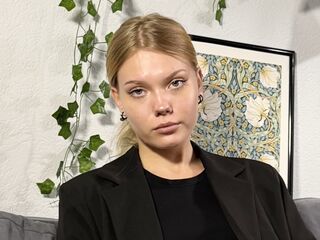 girl webcam sex DonellaAndra