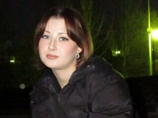 live webcam performer ElizabethGrochma