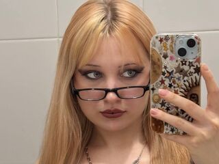 adultcam EloiseGow