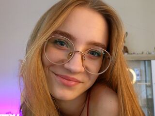 naughty cam girl masturbating ElwynaAldis