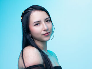 camslut masturbating EmmaCastillo