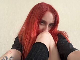 camgirl EmmaKrasnova