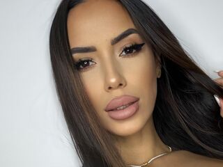camgirl masturbating EvaYvez