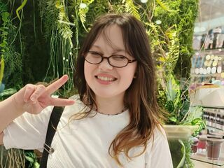 fingering webcamgirl picture FayLawley