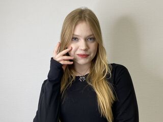 chat room live show FrancieMcrenolds