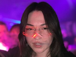 webcam live show GladysCantrill