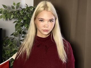 nude gamgirl HeideSarkar