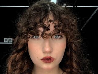 cam slut chat room IngeHosterman