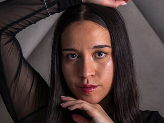 cam girl masturbating IrysMontiel