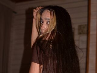 naked cam girl masturbating with dildo IvyMoore