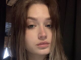 webcam babe JulieannGomaz