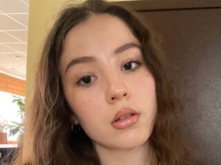 naked webcam girl photo JulyLarain