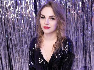 camgirl spreading pussy KamillaNorman
