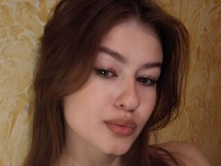 webcam show KarenFalknar