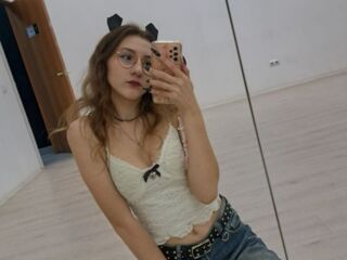 cam girl chatroom KarryLagerstedt