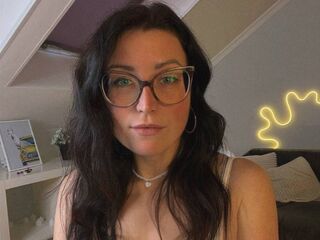 cam girl showing tits KateBenneti