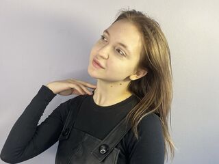 camslut fingering pussy KatrinaWagner