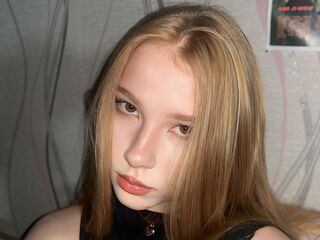 cam girl masturbating with sextoy KierstenBarager