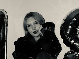 webcam striptease show LatishaWolfenden