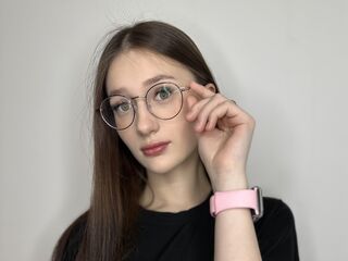 girl LatriciaSuet