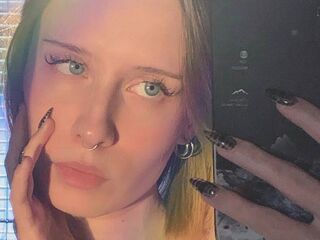 hardcore LeonilaSeedorf