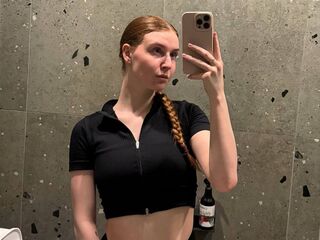 hot cam girl fingering pussy LessieNunz