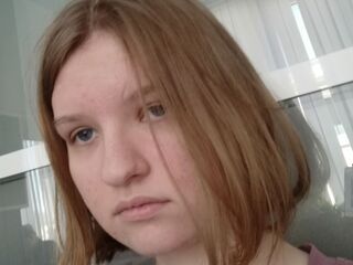 free jasmin livecam LilianSlow