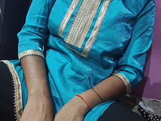 hot cam girl fingering LishaLiya