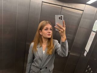 hot striptease webcam LizzieIacovino