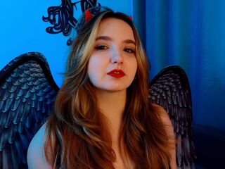 cam girl fingering LucilleBride