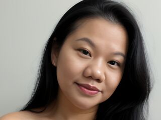 camwhore masturbating with dildo MarielaNash
