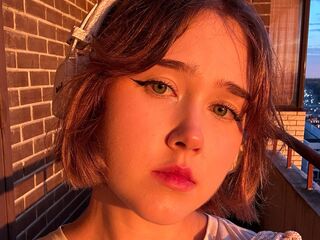 live sex webcam video MarilynSwinerton