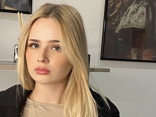 camgirl webcam MarnieRhyner