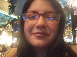 cam whore MaryClarck