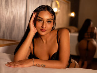 topless MelodyBetancourt