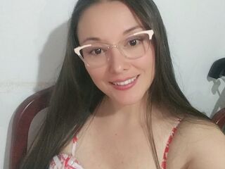 naughty camgirl fingering pussy MelyAustin
