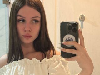 camslut video MiaRioti