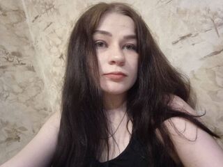 live webcam performer MilanaCroft