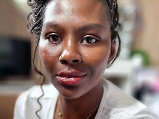 hot webcam slut MilkyMarie