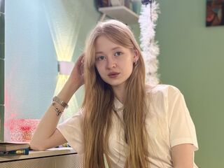 cam girl fingering MinnieTallacksen
