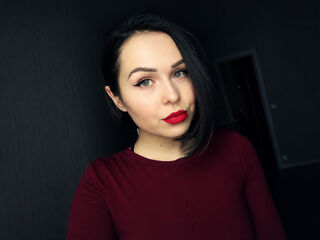 webcamgirl MiraCurtiz