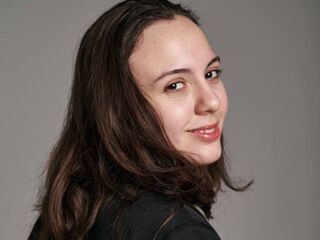 camgirl masturbating MonaStout