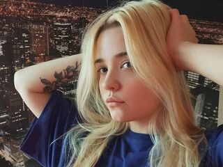 kinky cam video MonnieMoniz