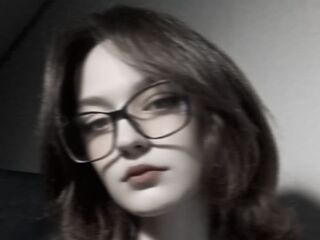 hot strip tease webcam RaguelBrunderman