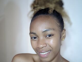 nude webcamgirl RasoaAlice