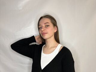 beautiful webcam girl RexellaHence