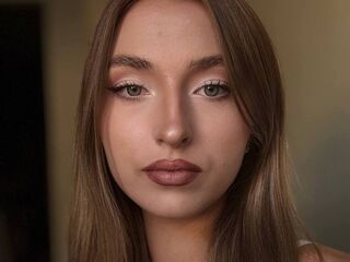 naked girl with webcam masturbating with sextoy RoseleeMales