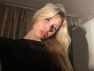 camgirl pic RowanBellamy