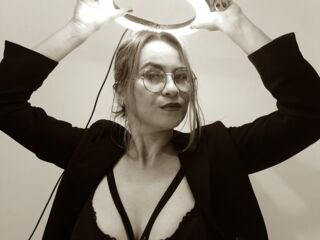 hot naked cam girl ScarletHanistom