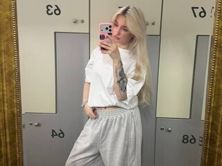 webcamgirl live sex ScarlettAndreula